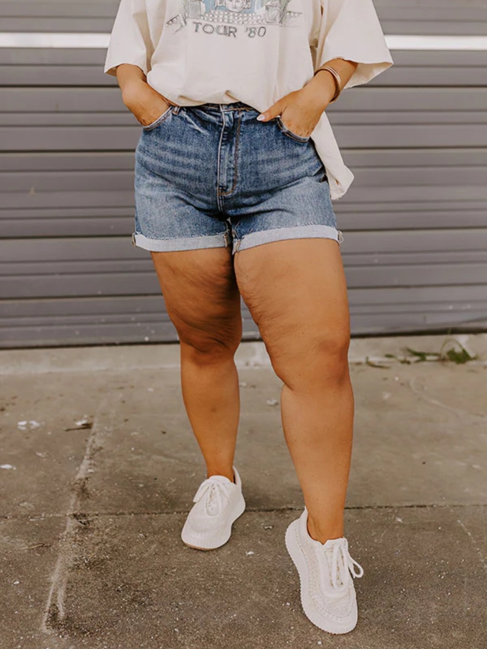 PLUS SIZE RISEN SHORTS